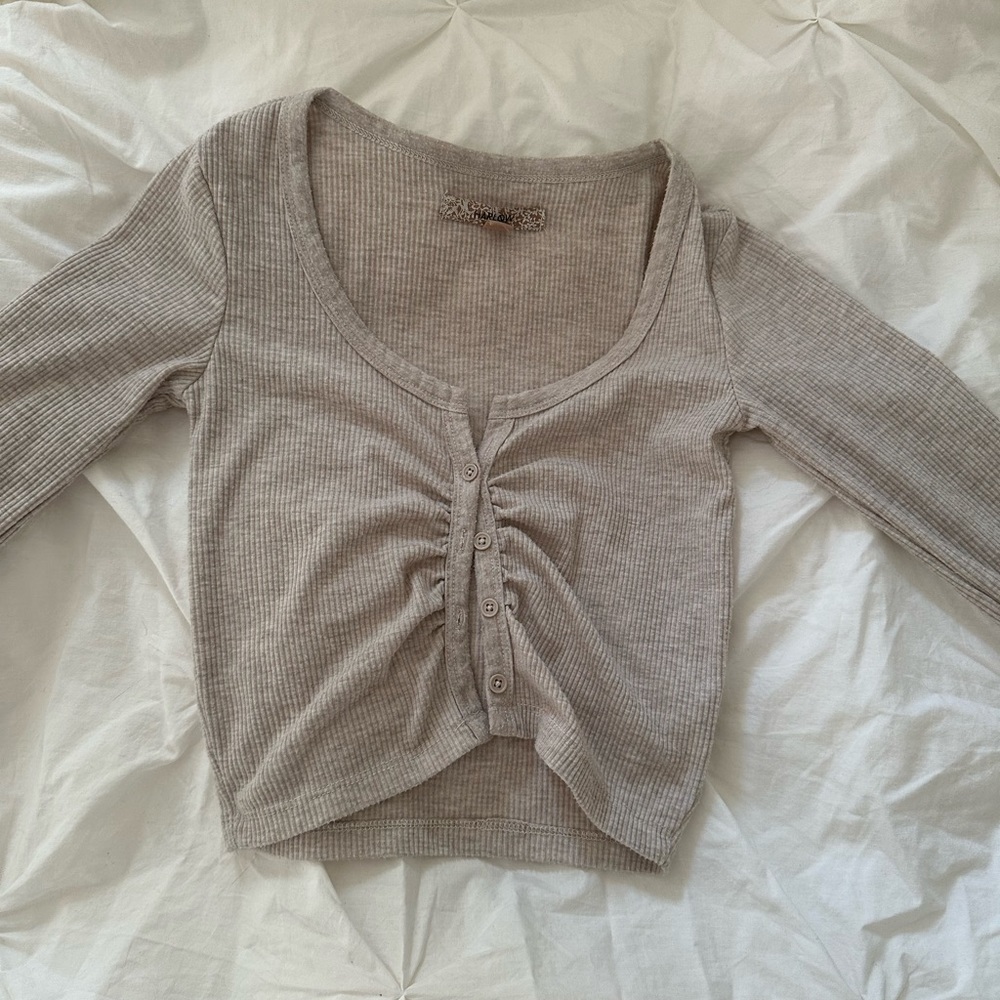 cream Harlow cropped button up top